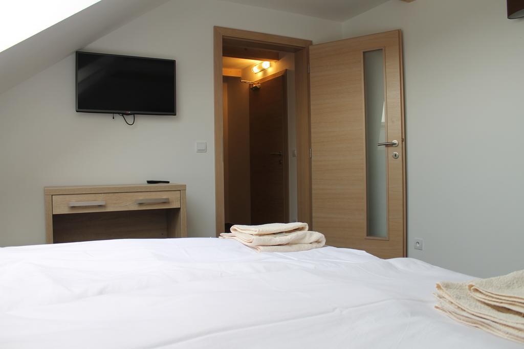 Penzion Bowten Secovce Room photo